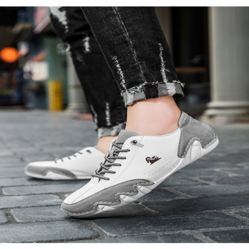 Best Fashionable casual sneakers for men in 2024